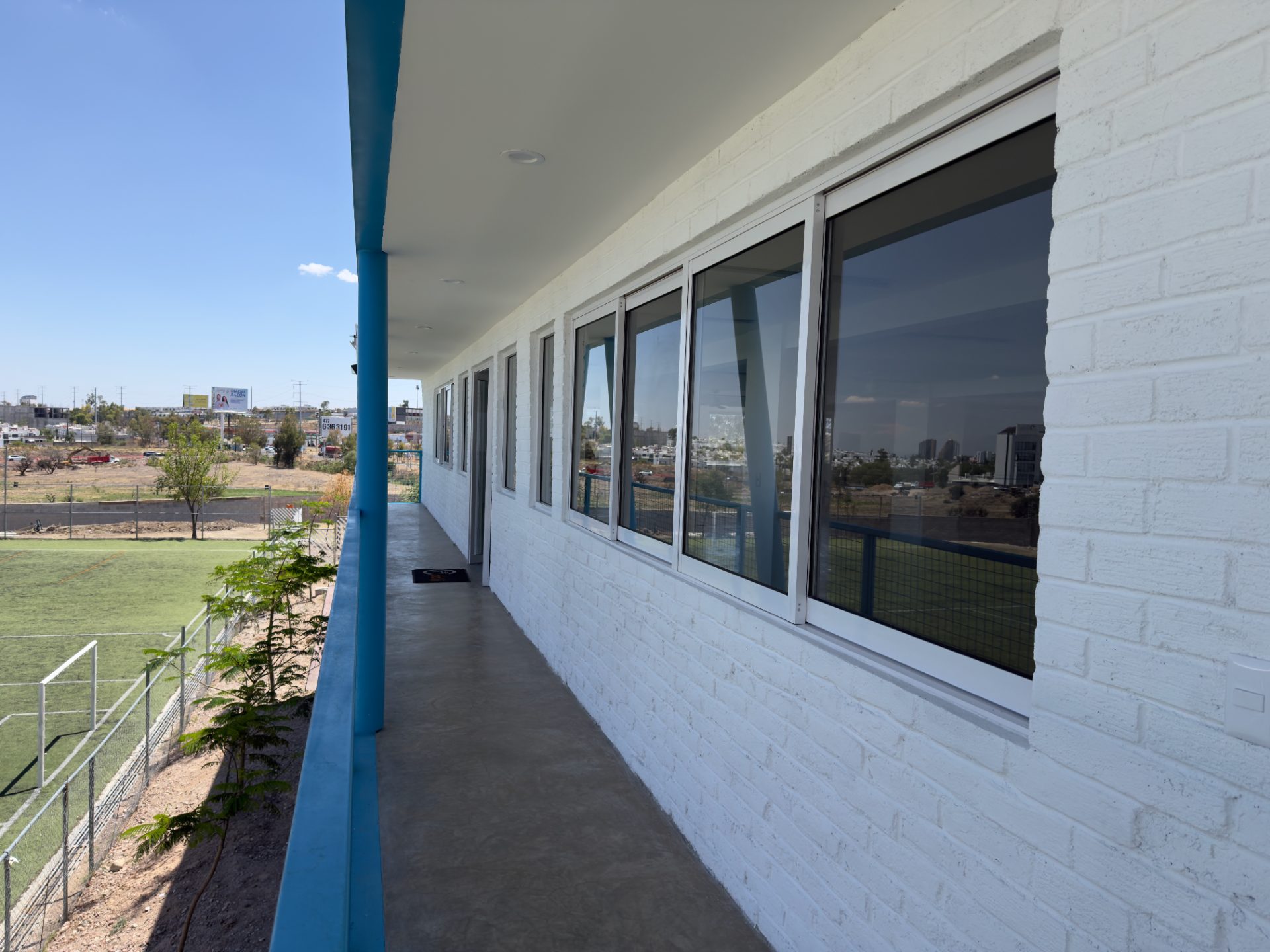 Colegio Cali — Corredor exterior