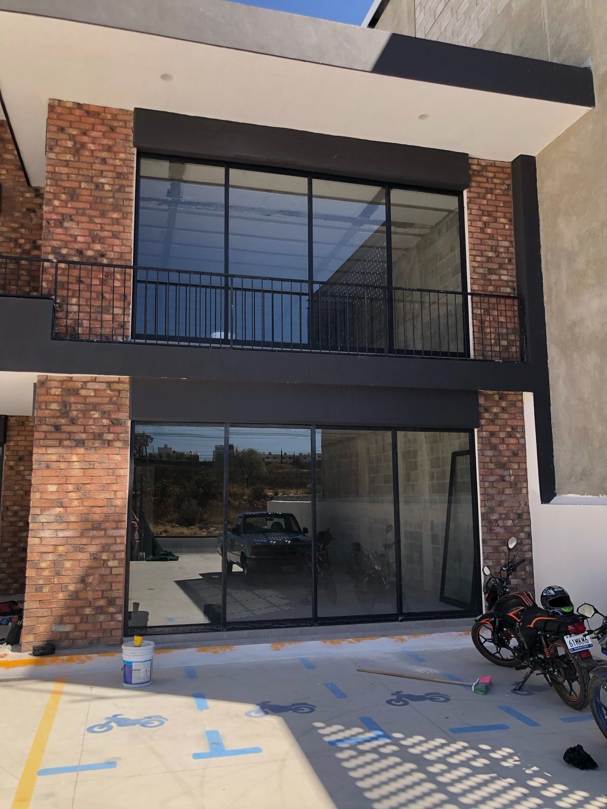 Locales Plaza Norte — Detalle acceso